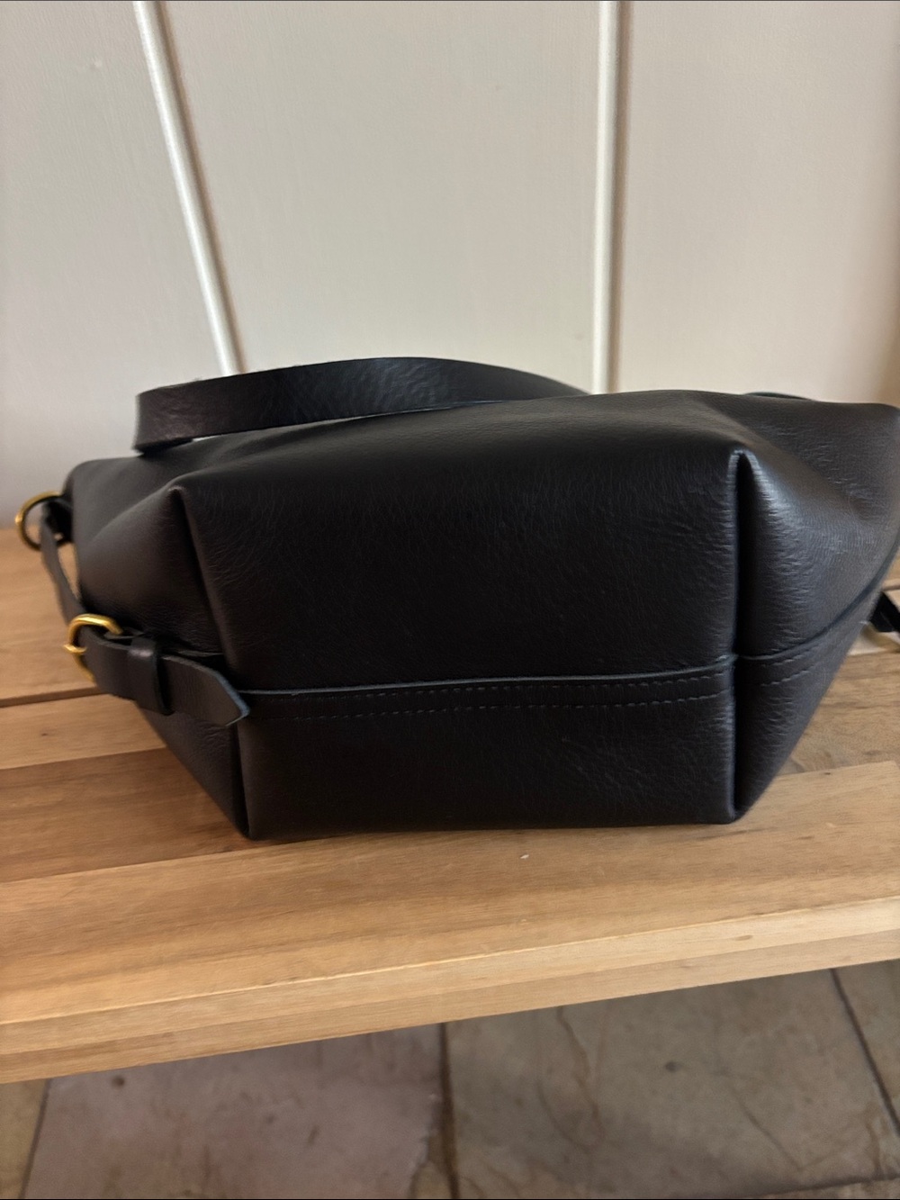 Madewell Leather Sling Bag - Picture 7 of 8